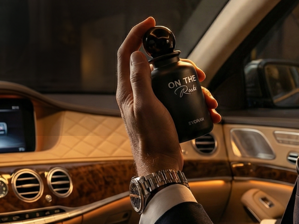 Why Two People Can Wear the Same Perfume but Smell Completely Different